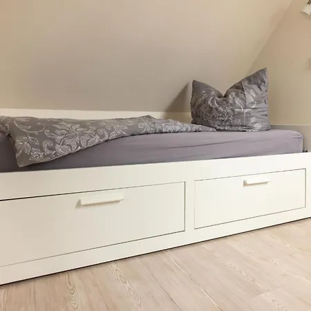 度假居 Modernes Mit Sauna In Wiek Am Wiek auf Rügen