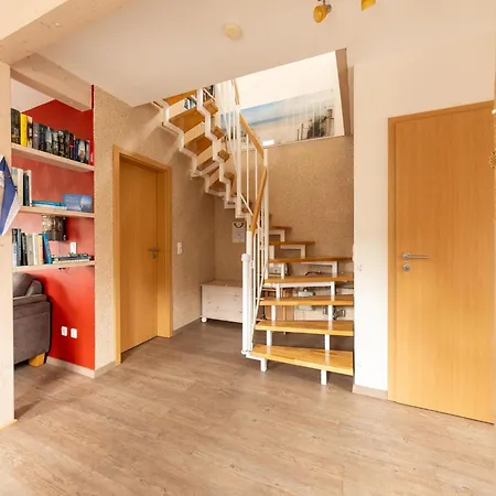 Modernes Mit Sauna In Wiek Am