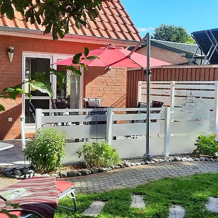 Modernes Mit Sauna In Wiek Am